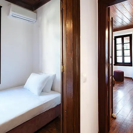 Telegraphus Boutique Home Skiathos-Stadt Exterior foto