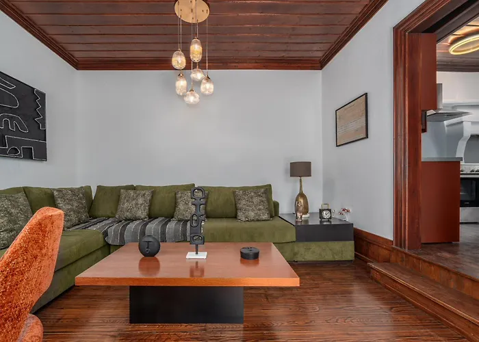 Telegraphus Boutique Home