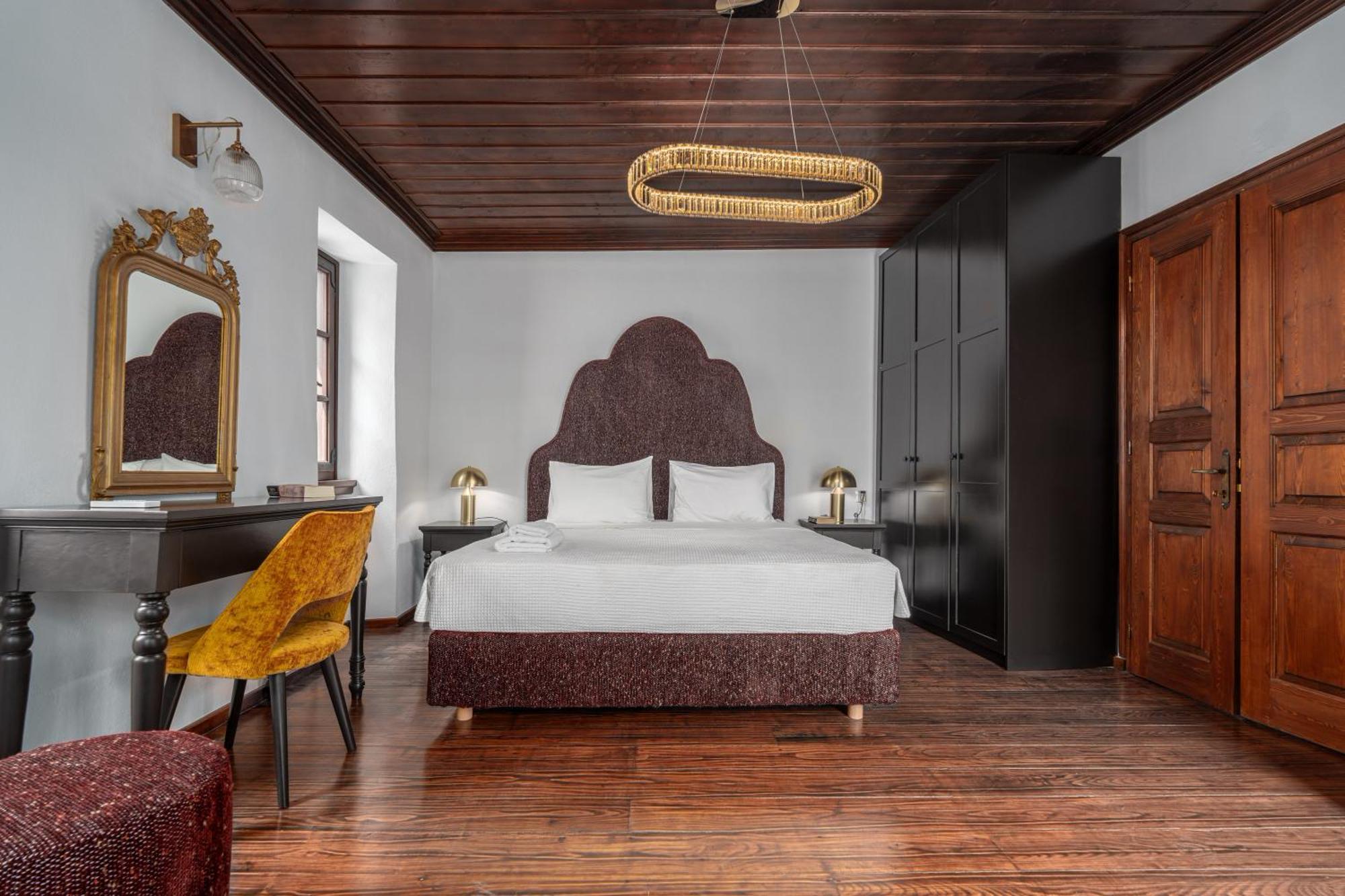 Telegraphus Boutique Villa Skiathos Town